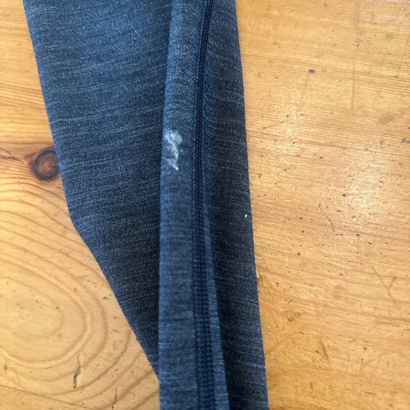 Lululemon legging size 2 gray ankle length - Picture 7 of 8